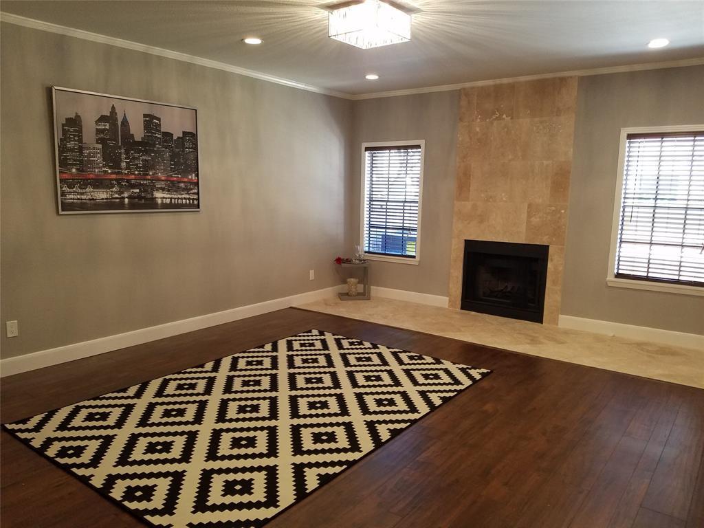 9800 Pagewood Lane - Photo 1