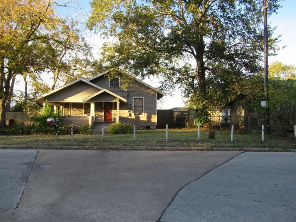 1109 Lauraine Street - Photo 1