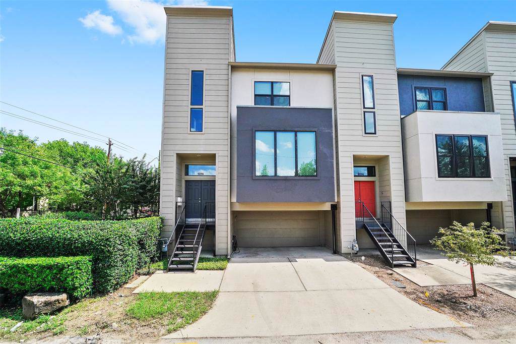 1016 Wichman Street - Photo 1