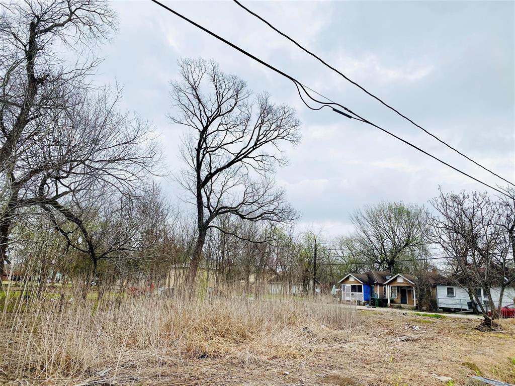 3411 Lee Street - Photo 1