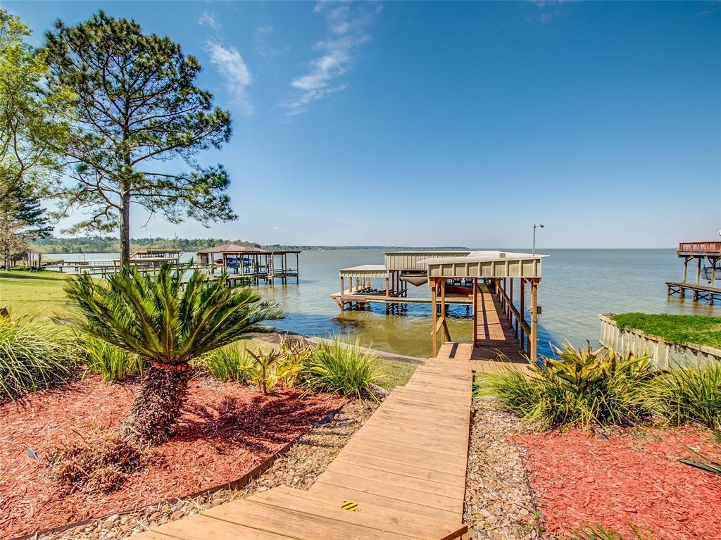 361 Southwood Shores Drive - Photo 1