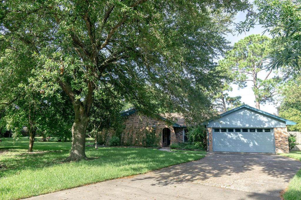 319 Falk Avenue - Photo 1
