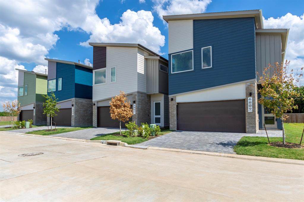5704 A Rucio Lane - Photo 1
