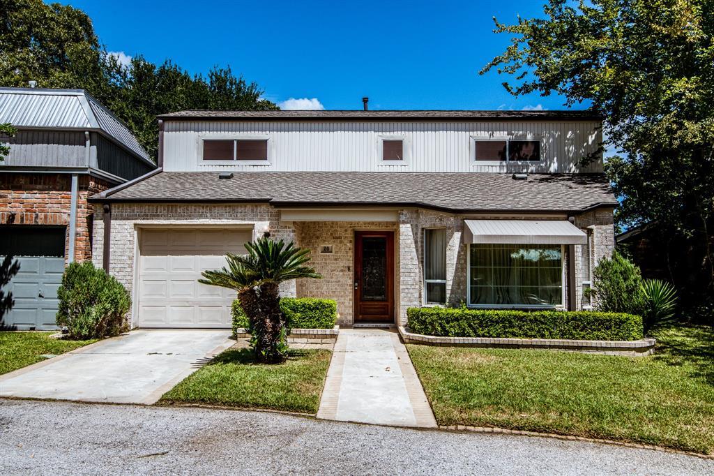 20 Golfview Manor - Photo 1