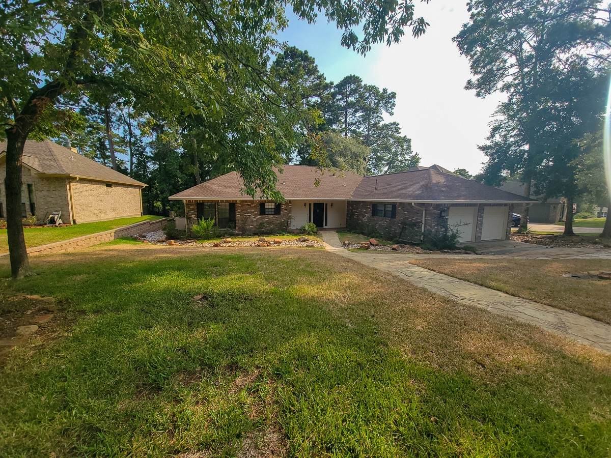 813 River Oaks - Photo 1
