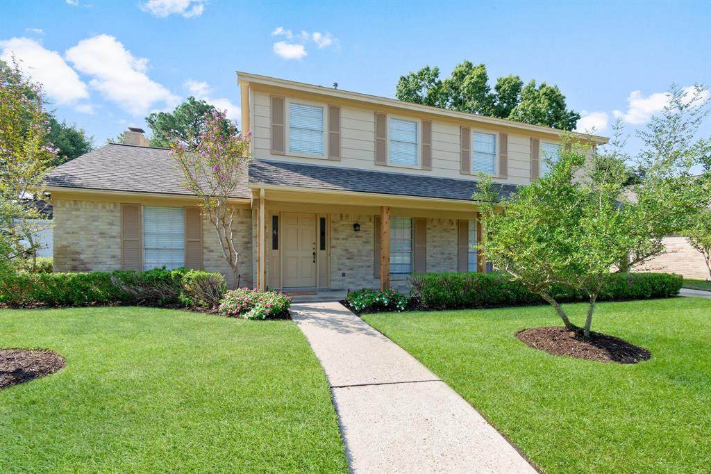 16109 Lakeview Drive - Photo 1