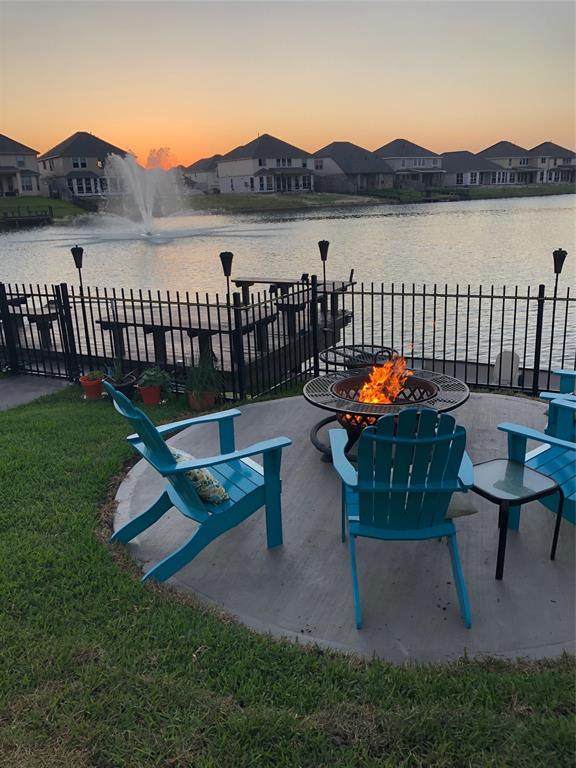 3735 Lake Bend Shore Drive - Photo 1