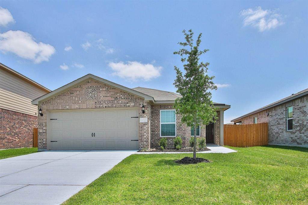20710 Nala Bear Drive - Photo 1