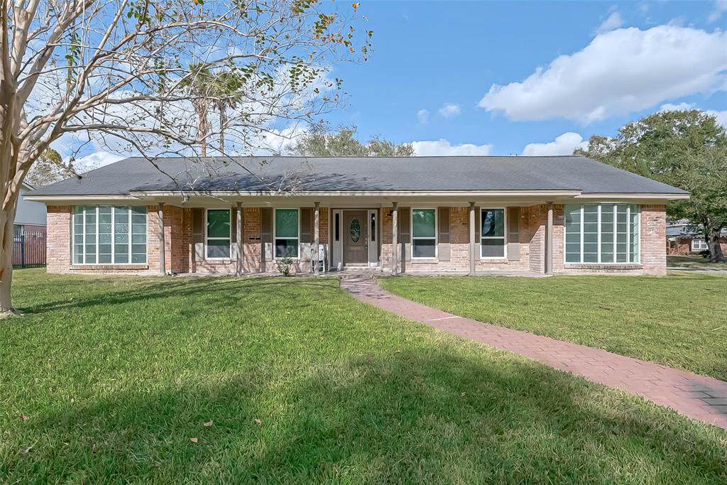 7702 Oldhaven Street - Photo 1