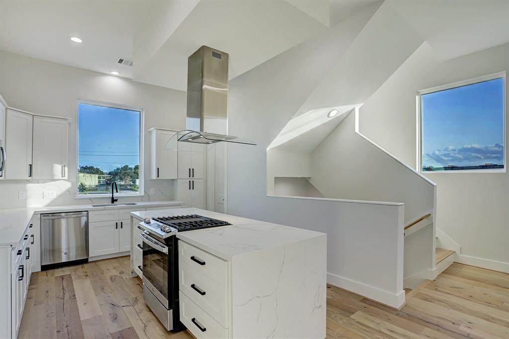 1815 Elite Drive - Photo 1