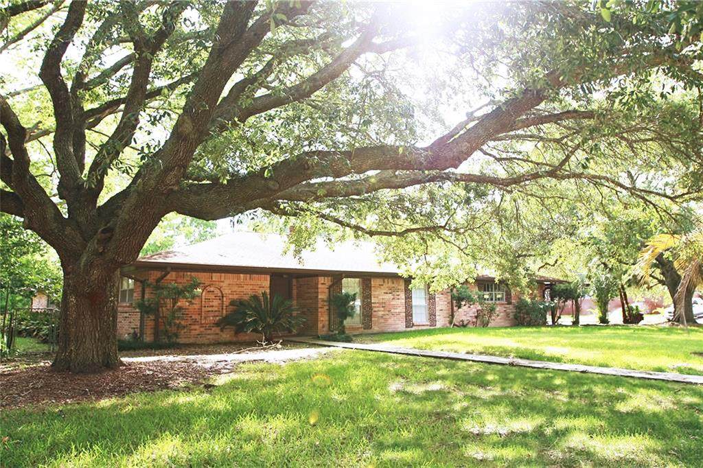 502 Misty Lane - Photo 1