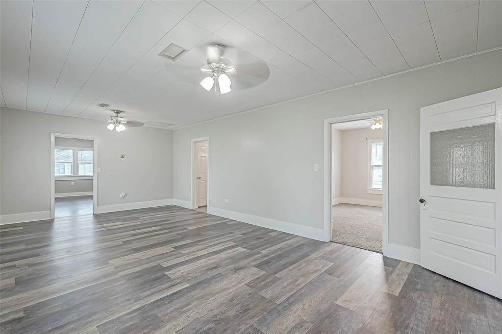 9413 Line Street - Photo 1