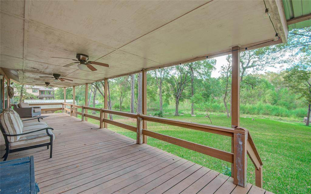 420 Shoreline Drive - Photo 1