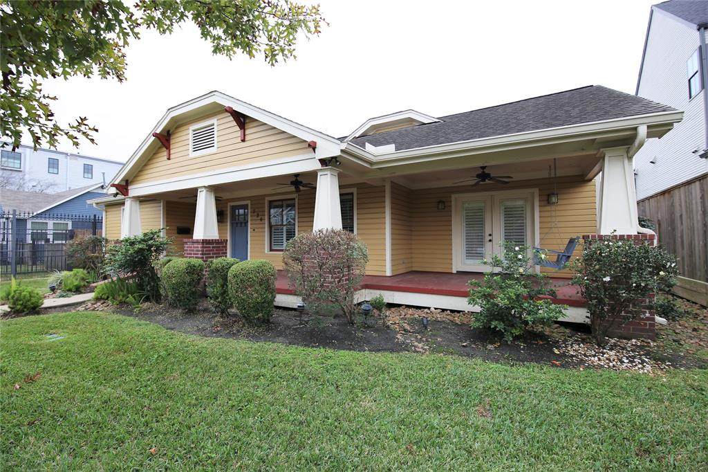 720 13th - Photo 1