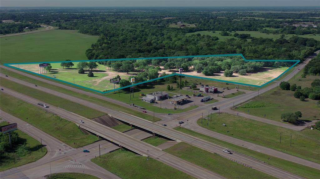 000 Hwy 290 - Photo 1