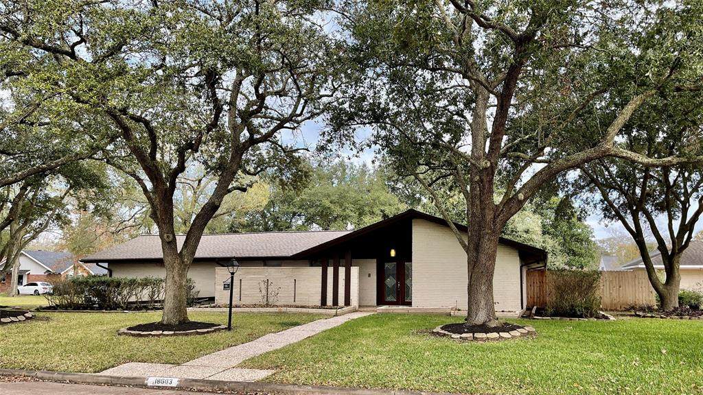 18603 Capetown Drive - Photo 1