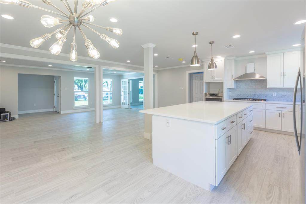 5206 Jason Street - Photo 1