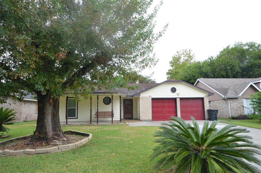 2912 Tarpon Drive - Photo 1