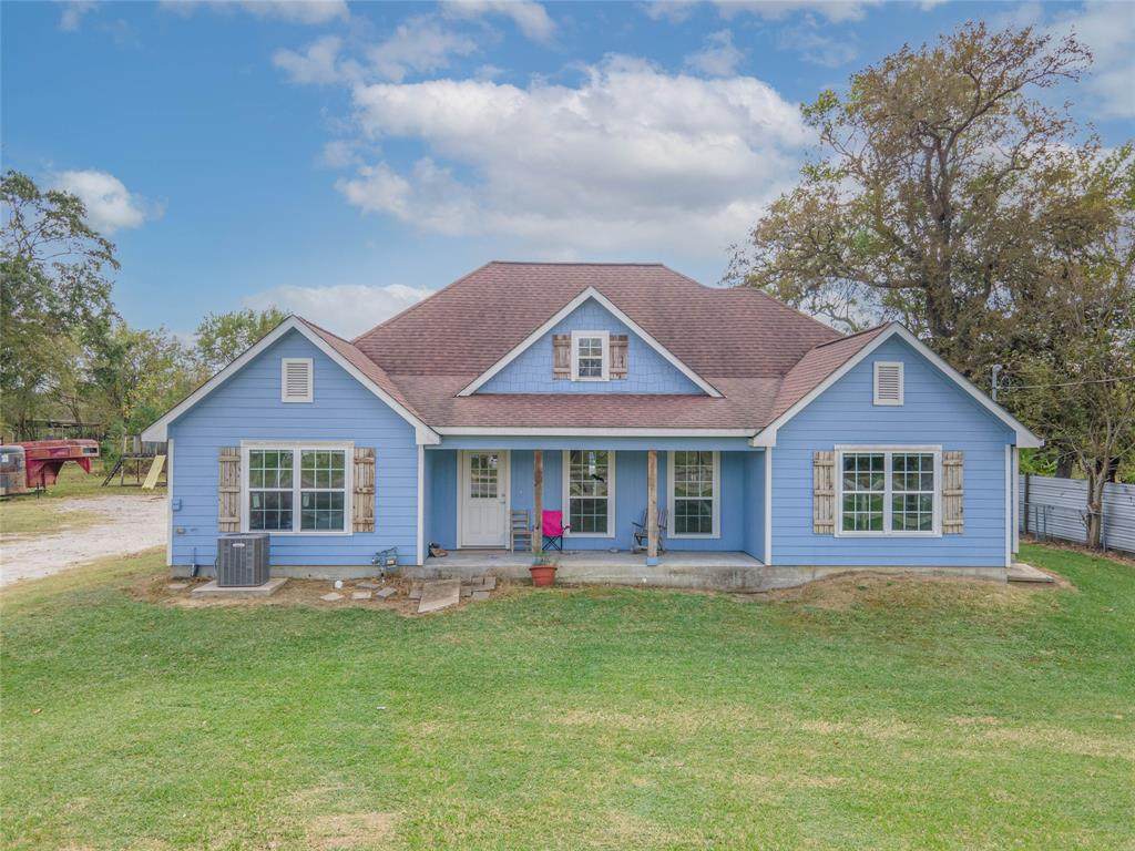 303 Jones Road - Photo 1