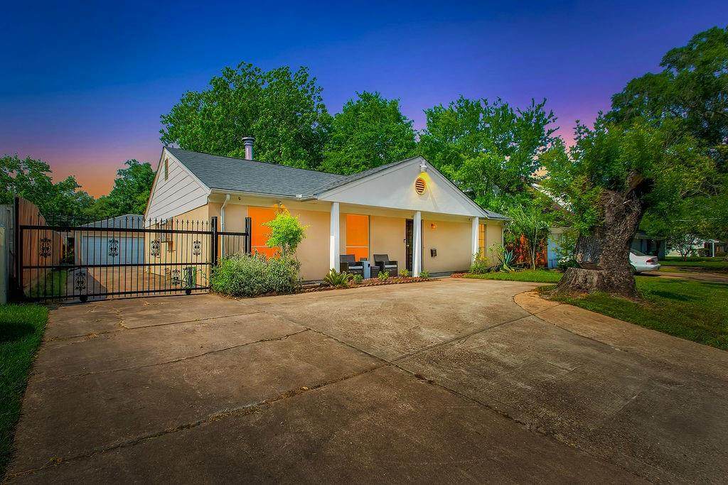 6010 Airport Boulevard - Photo 1