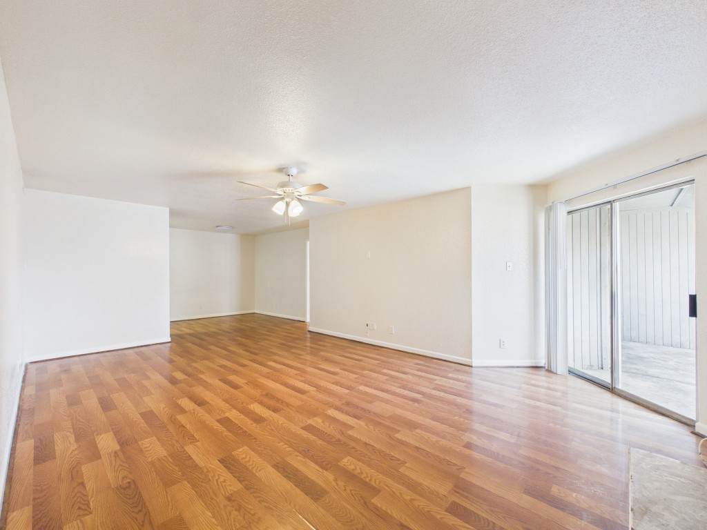 9700 Leawood Boulevard - Photo 1