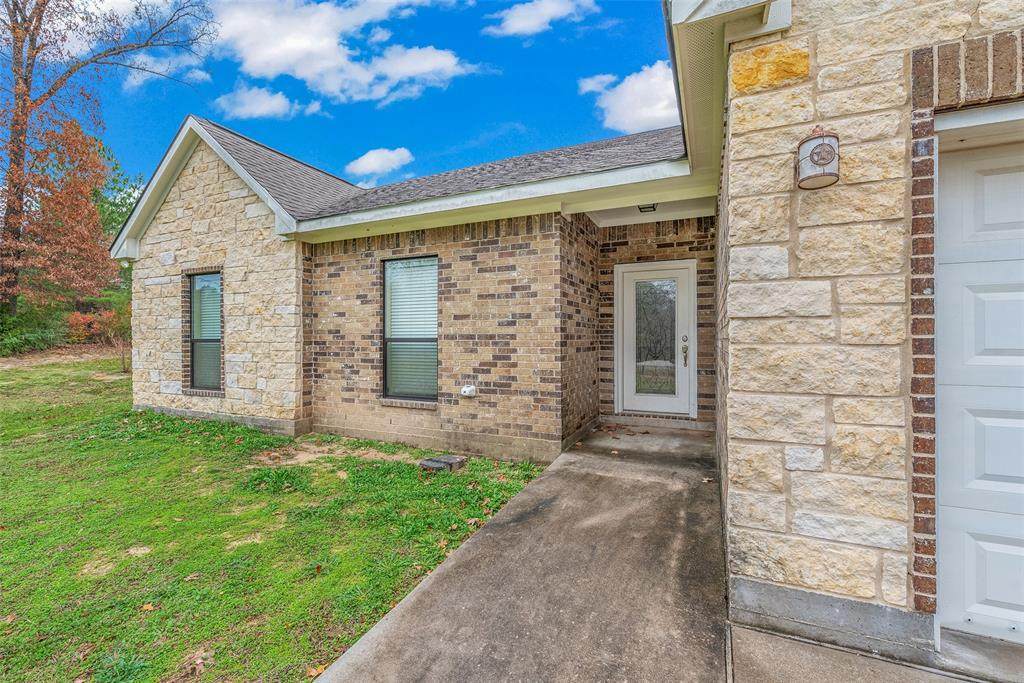3280 State Highway 7 - Photo 1