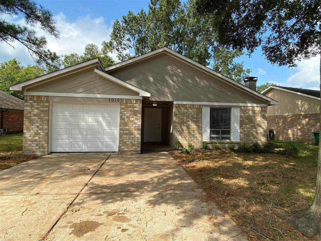1010 Western Hills Drive - Photo 1