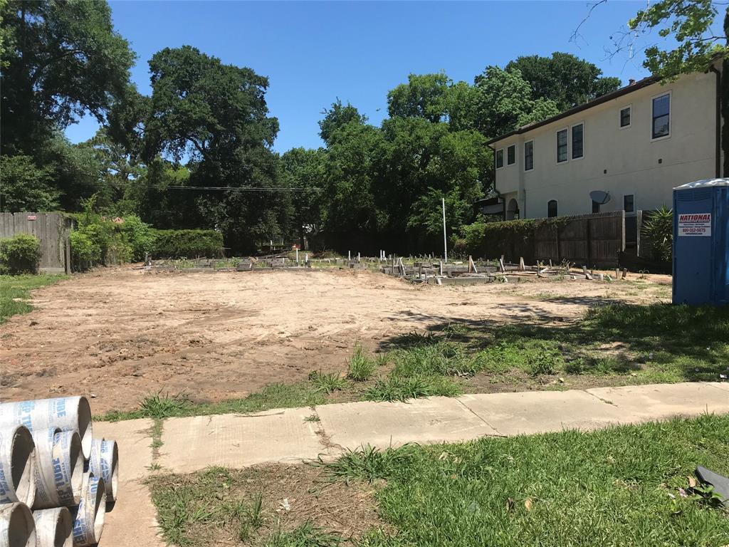 4626 Pine Street - Photo 1