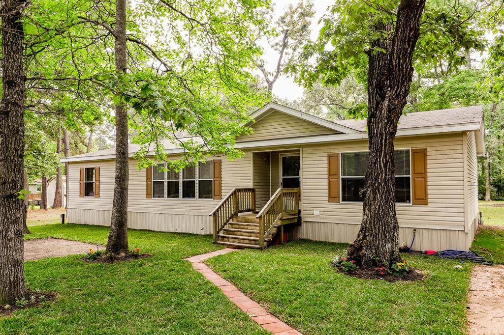 24351 Bentwood Drive - Photo 1