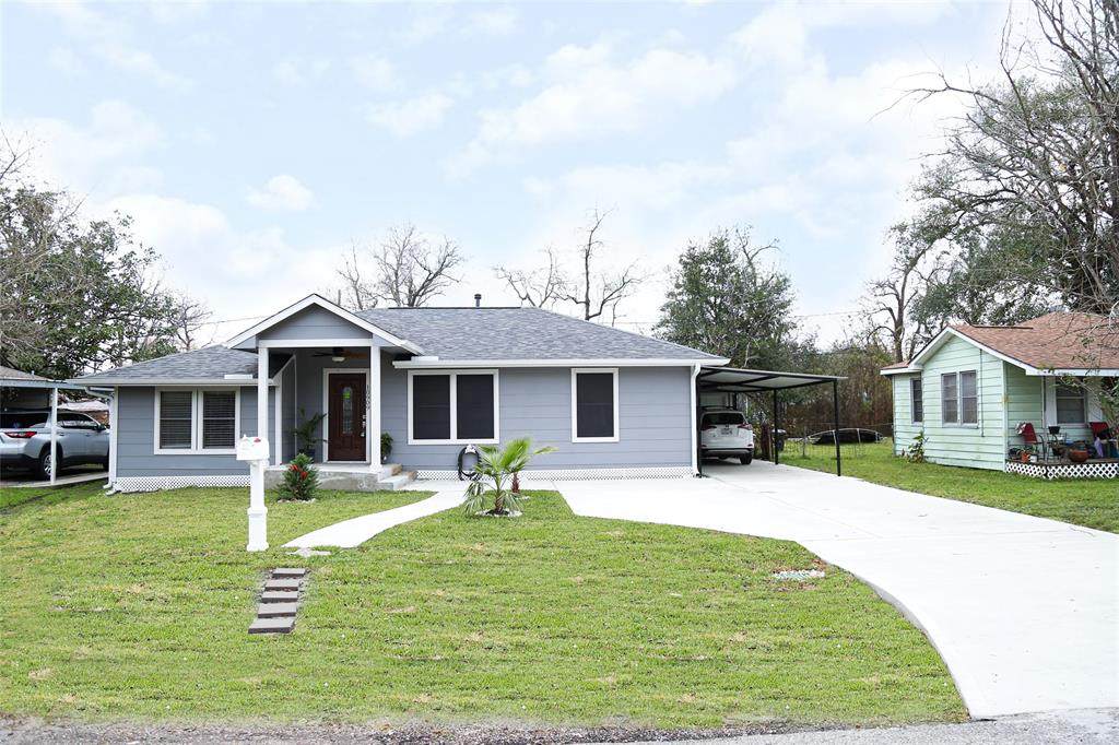 10909 Muscatine Street - Photo 1