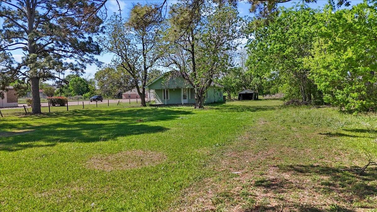 2847 Main Street - Photo 1