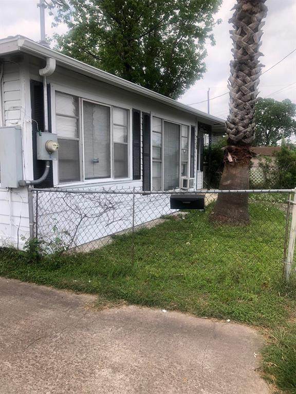 4123 Yale - Photo 1