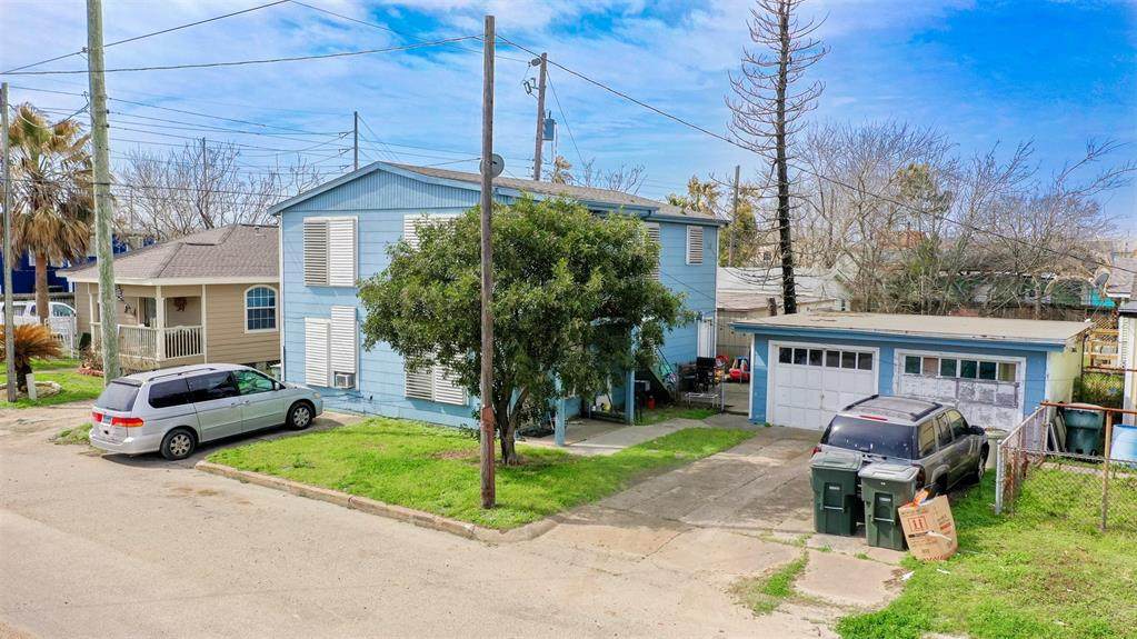 1911 55th Street - Photo 1