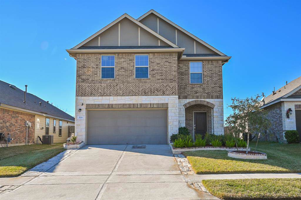 3719 Goldleaf Trail Drive - Photo 1