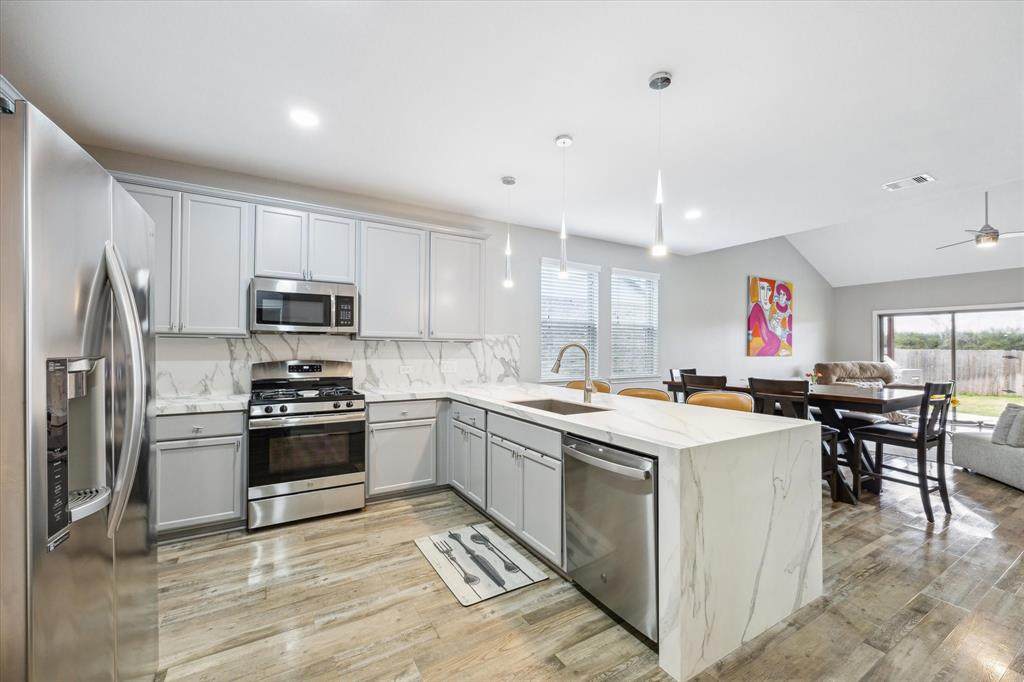 16218 Westley Ridge Drive - Photo 1
