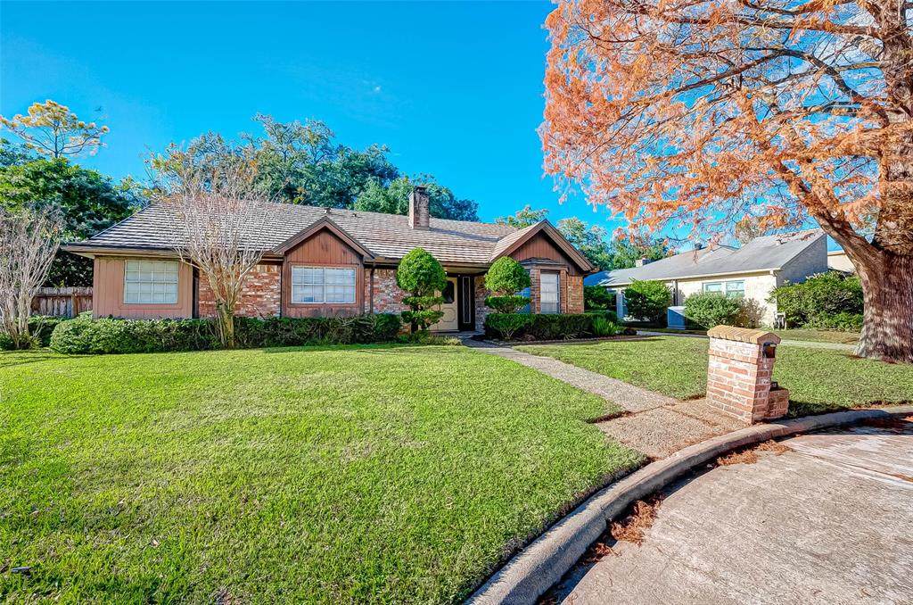 3610 Golden Tee Lane - Photo 1