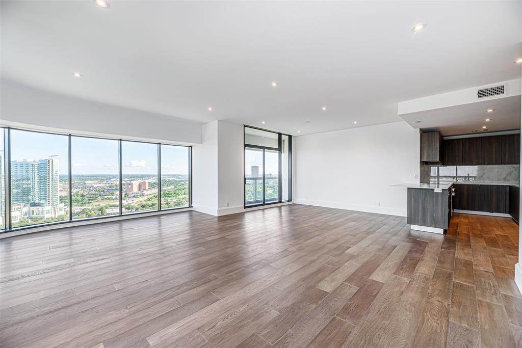 1701 Hermann Drive - Photo 1