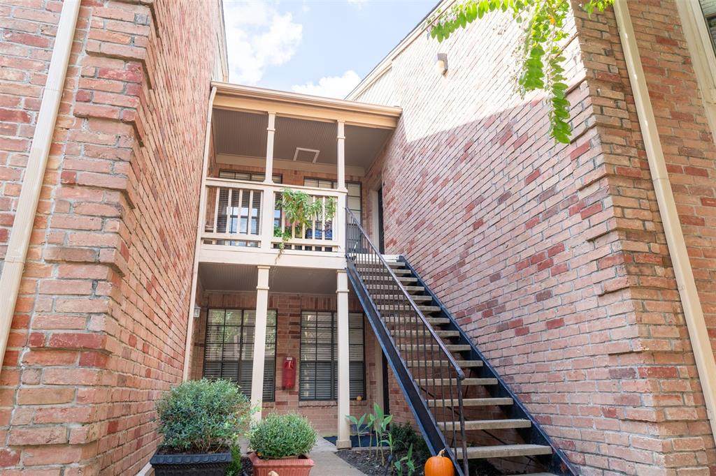2255 Braeswood Park Drive - Photo 1