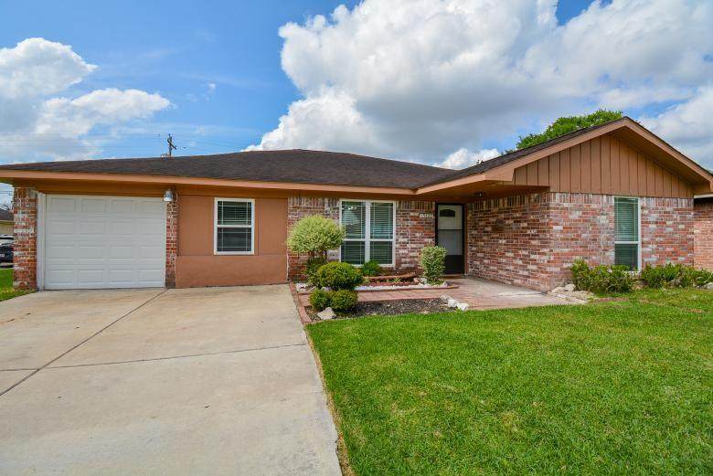 15426 Poolview Street - Photo 1