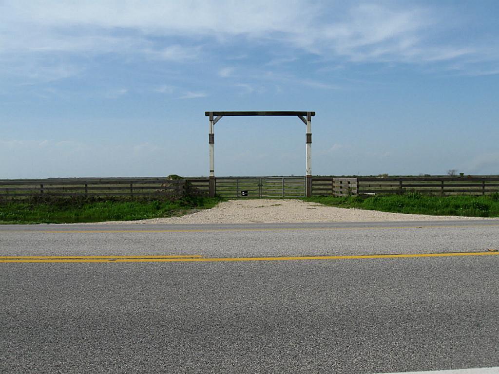 635 Hwy 87 - Photo 1