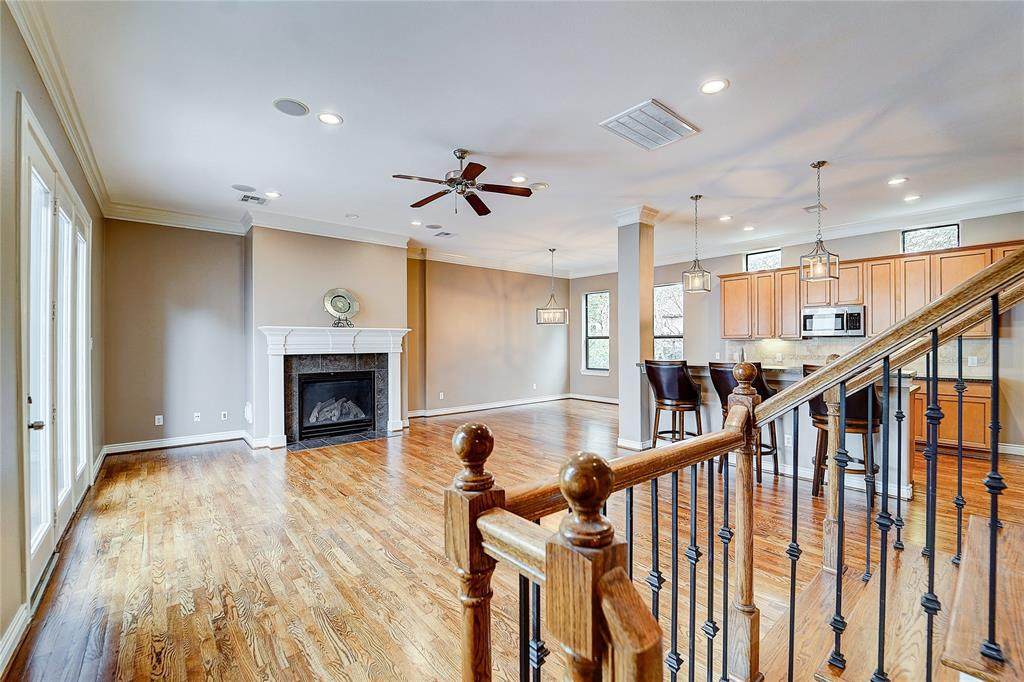 8904 Lakeshore Bend Drive - Photo 1