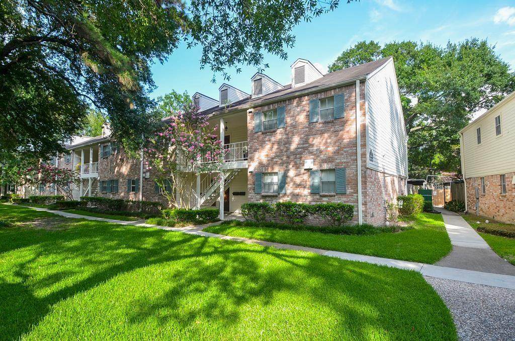 13010 Trail Hollow Drive - Photo 1