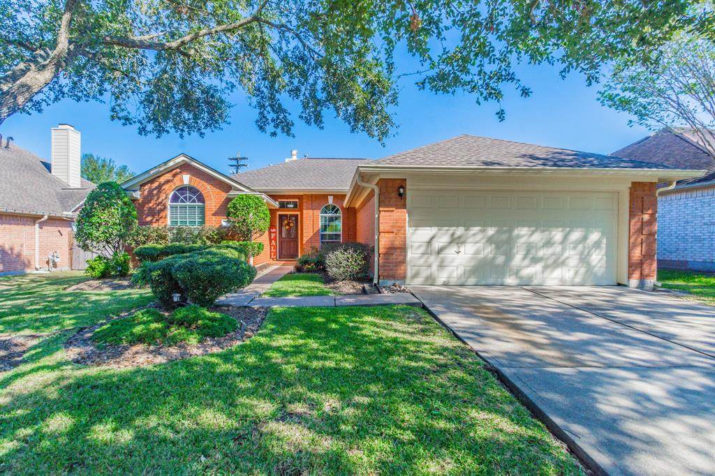 138 Crescent Bay Drive - Photo 1