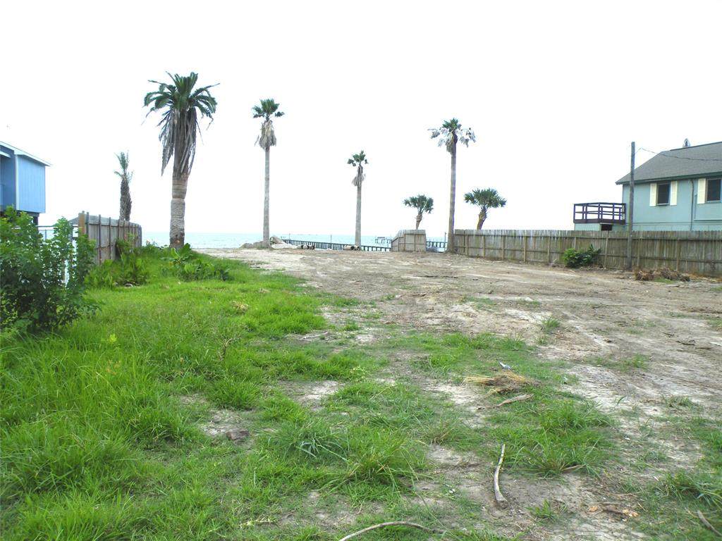 1021 6th Street - Photo 1