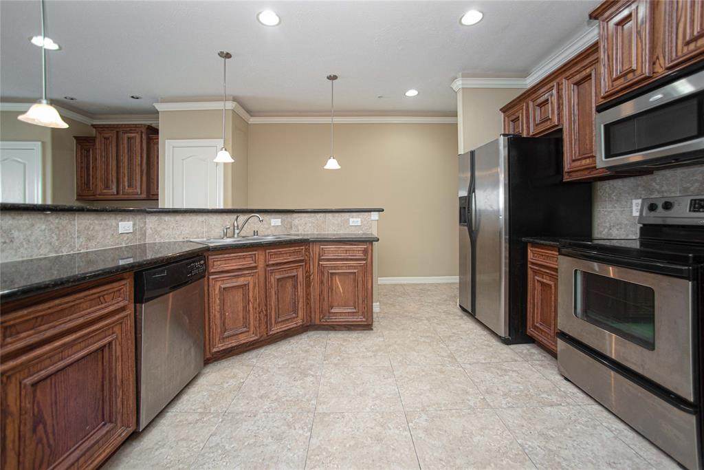 7037 Kingston Cove Lane - Photo 1