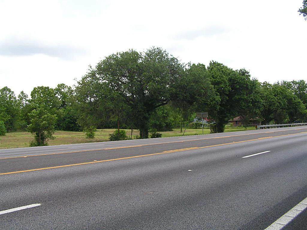 19402 Highway 6 - Photo 1