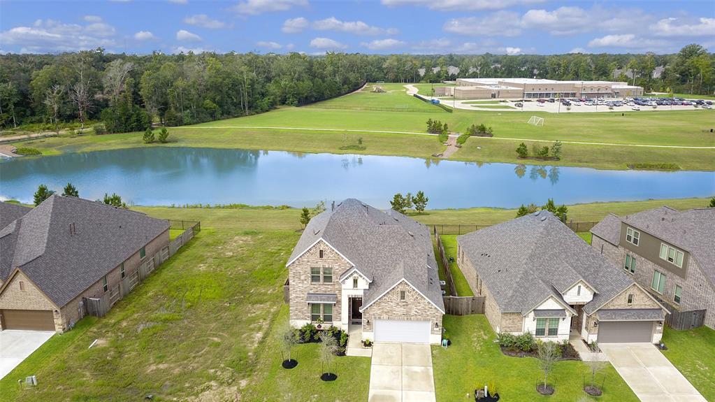 18956 Columbus Mill Drive - Photo 1