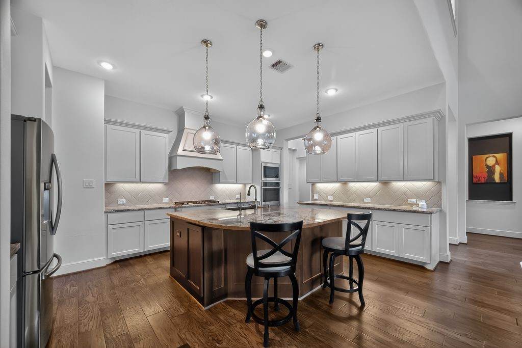 2515 Legacy Point - Photo 1