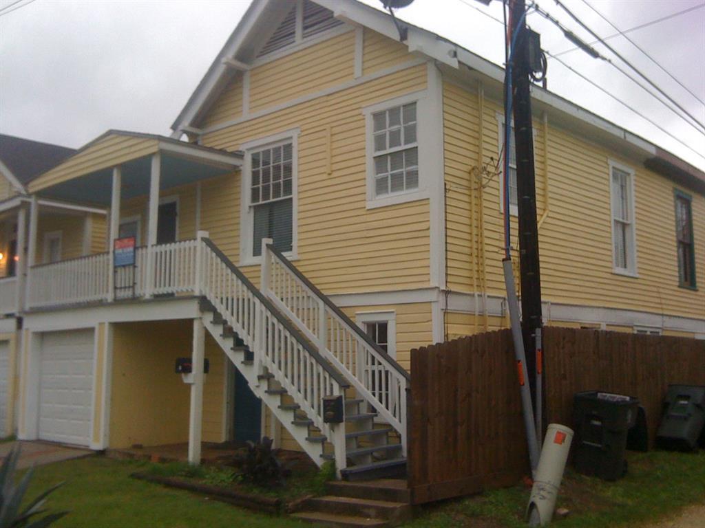 815 10th Street - Photo 1