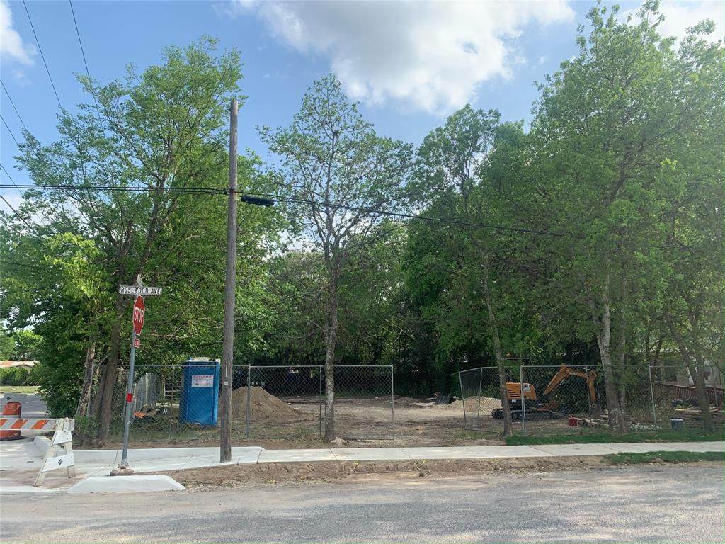 310 Plant Avenue - Photo 1